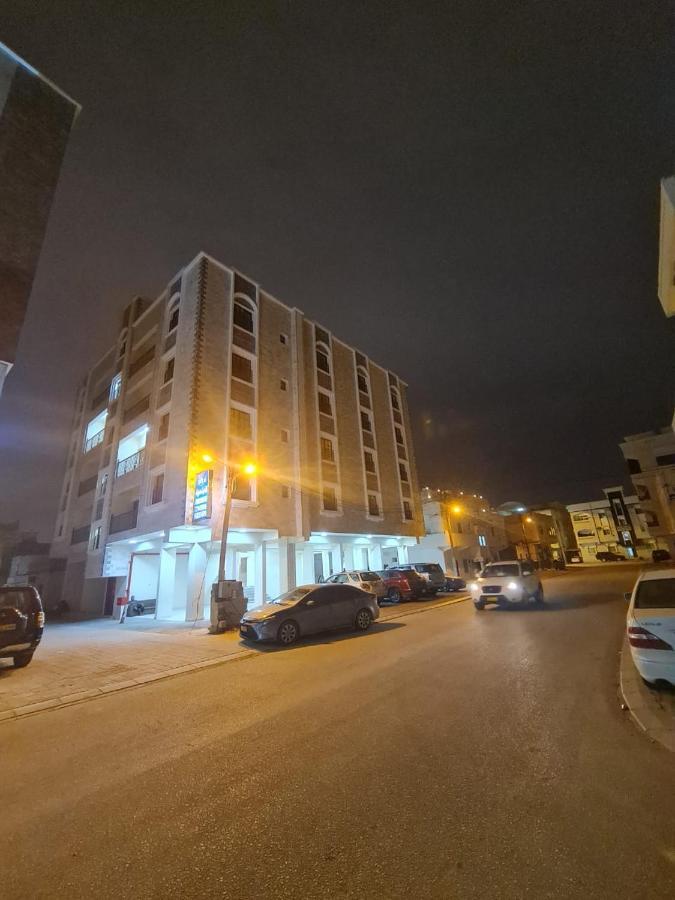 ترحال للشقق المفروشه 塞拉莱 外观 照片